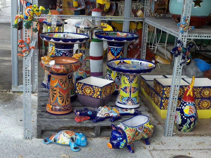 El Curiosities photo 3