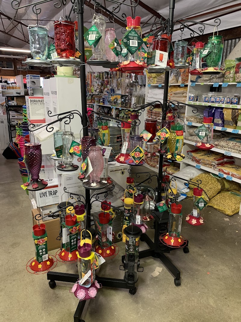 Larsen's Feed & Pet Supply Center photo 2