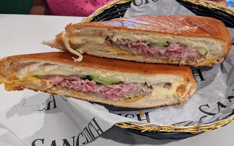 Sazon Criollo Cubano photo 3