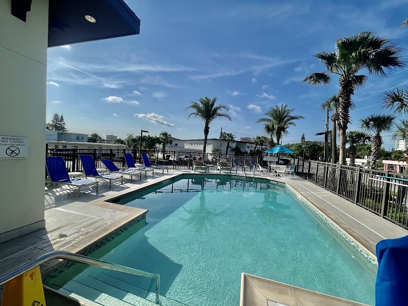 Fairfield by Marriott Inn & Suites Clearwater Beach photo 3