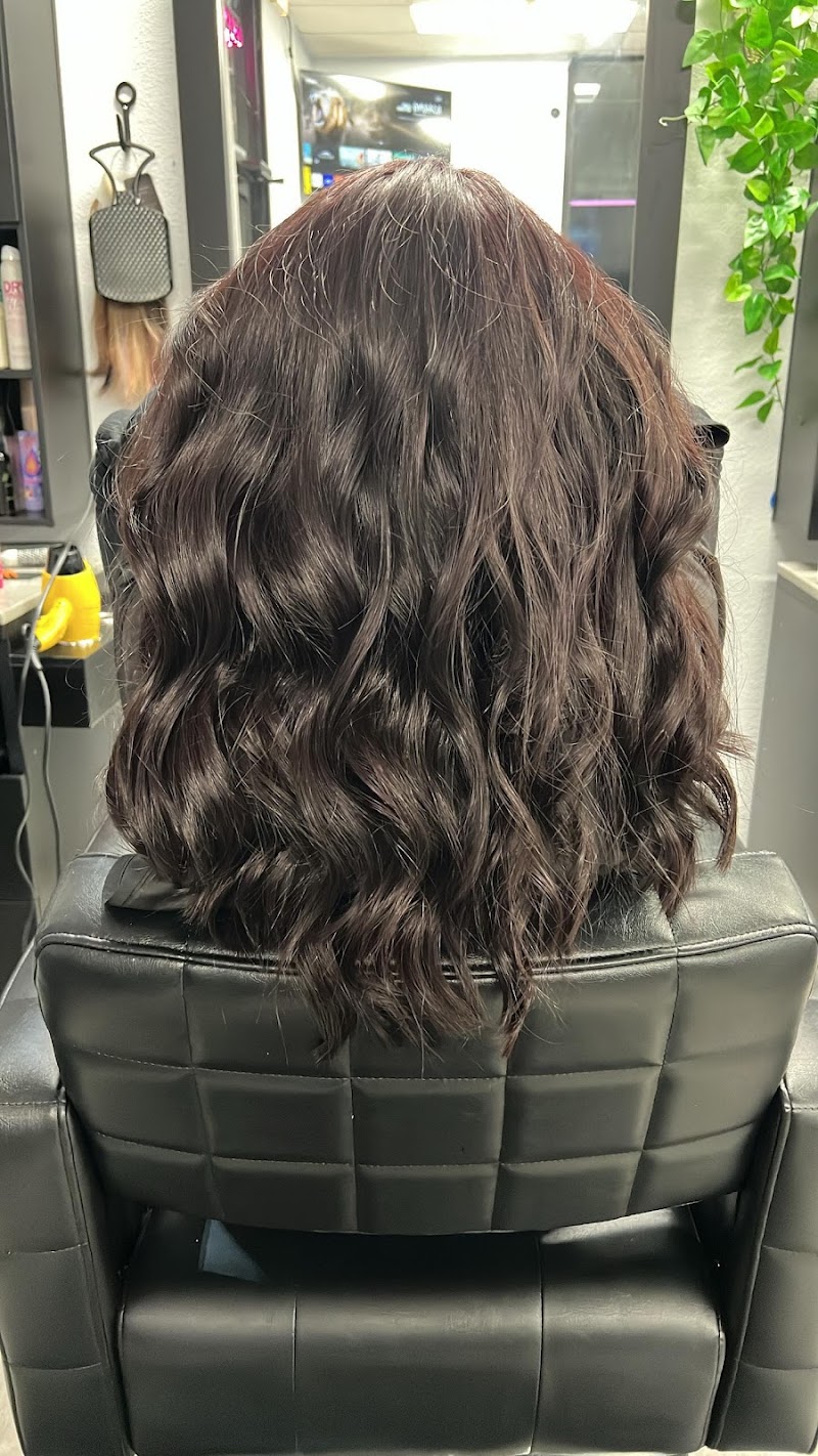 Royal Touch Beauty Salon photo 4