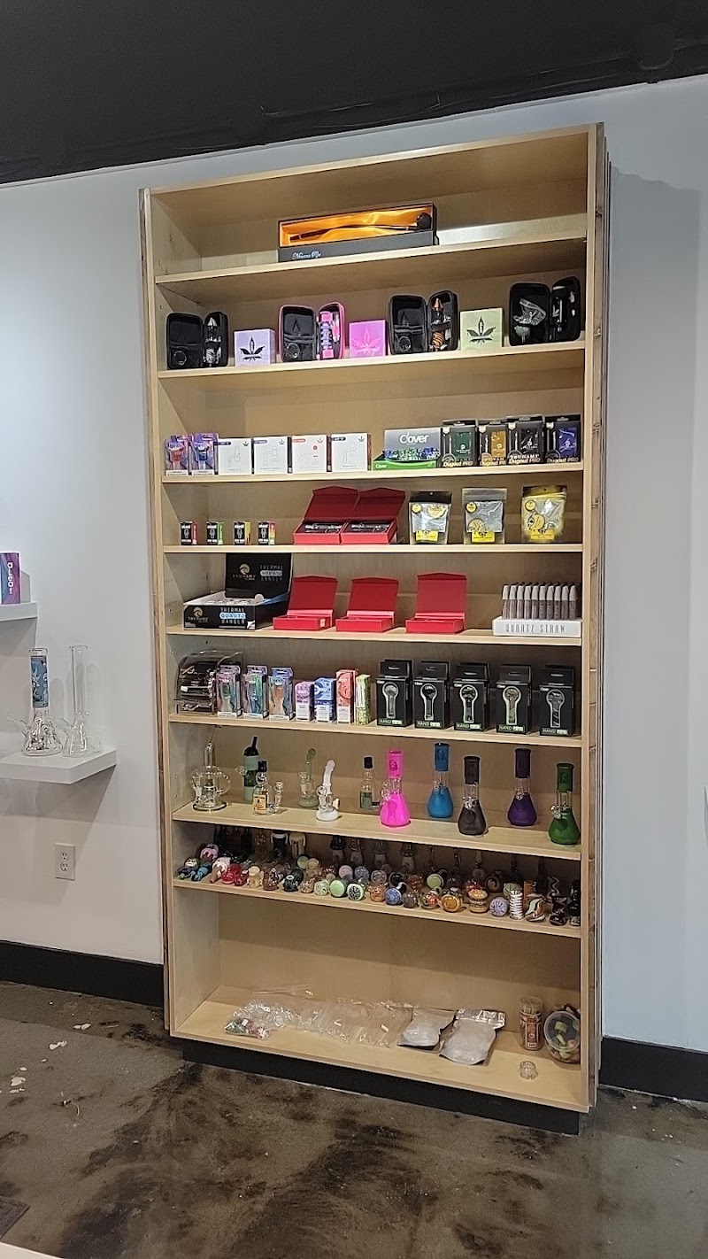 umKAVA X VAPERIOR SMOKESHOP photo 5
