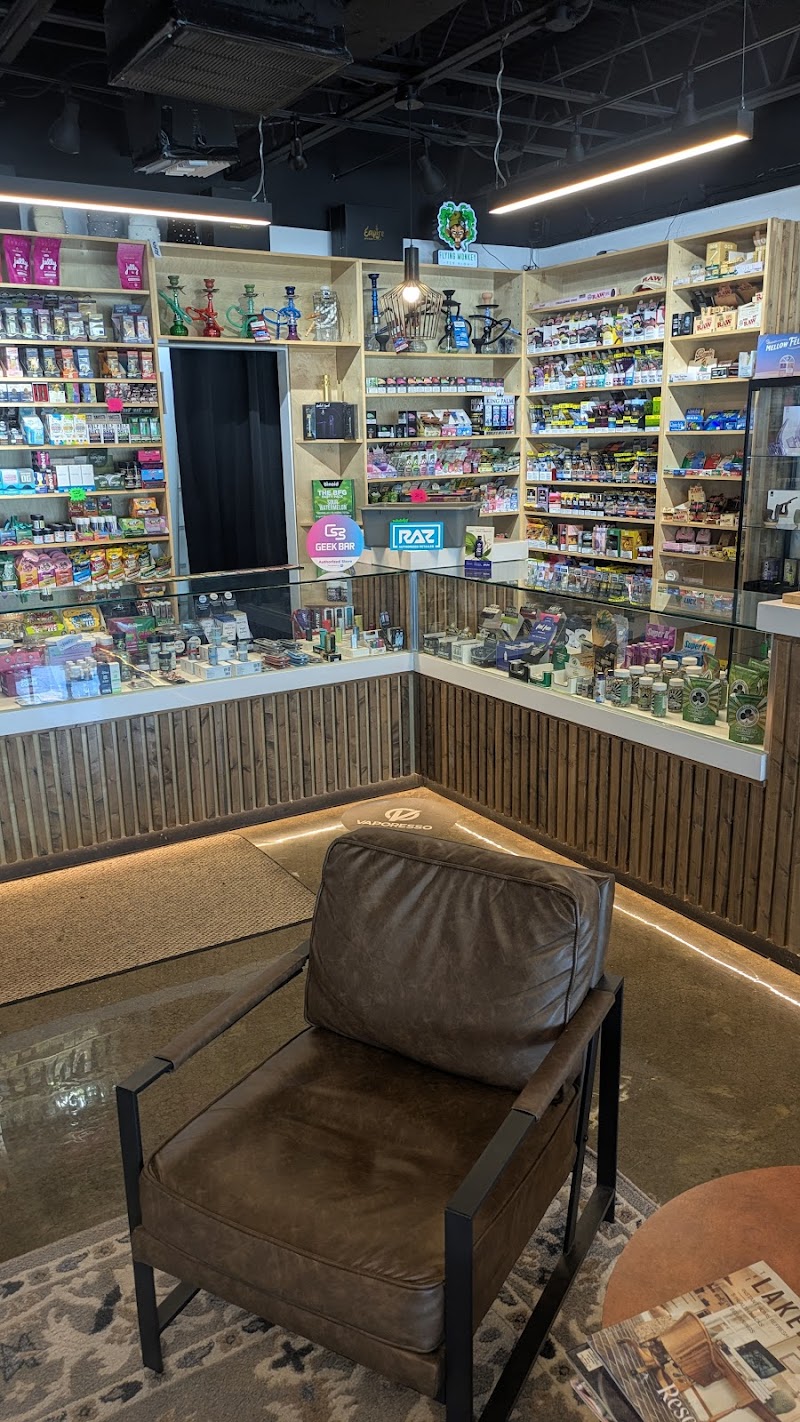 umKAVA X VAPERIOR SMOKESHOP photo 2