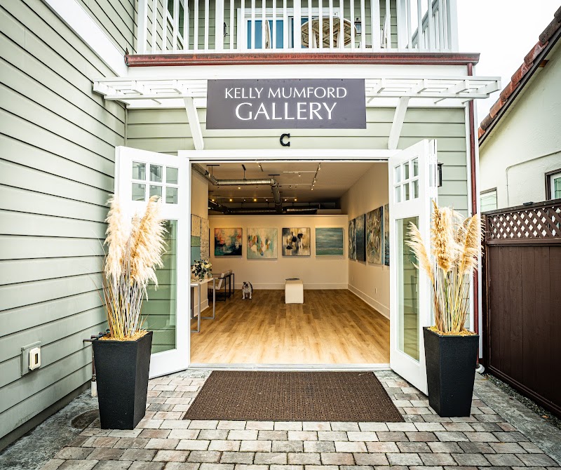 Kelly Mumford Gallery photo 3