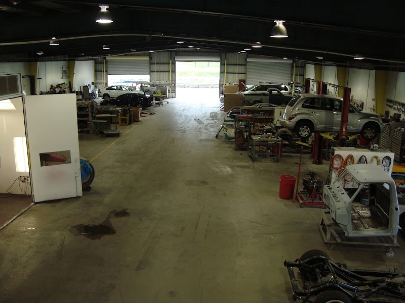 Day's Collision Painting & Repair, Inc. photo 5