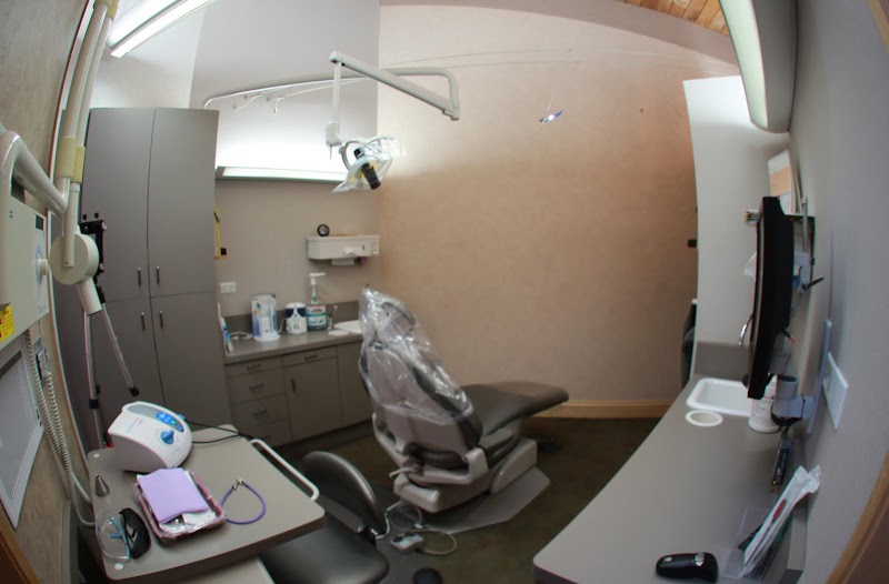 Strawberry Village Dentist photo 4