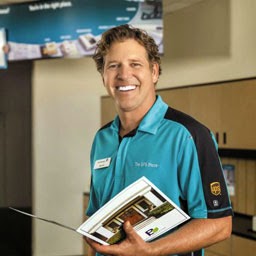 The UPS Store photo 4