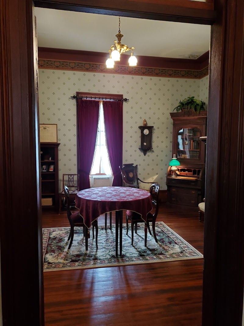 Baker House photo 4