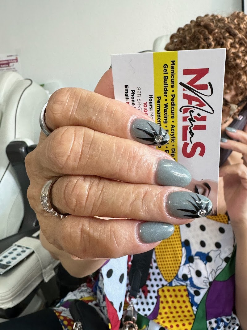 Nina Nails photo 3