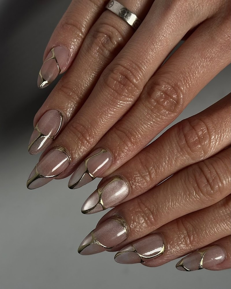 Jade Nails photo 3