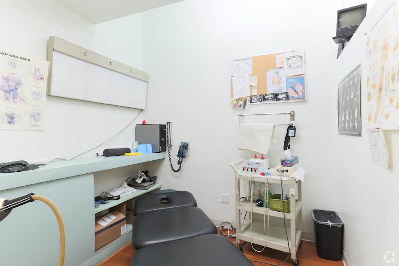 Family Chiropractic Clinic – San Francisco photo 3