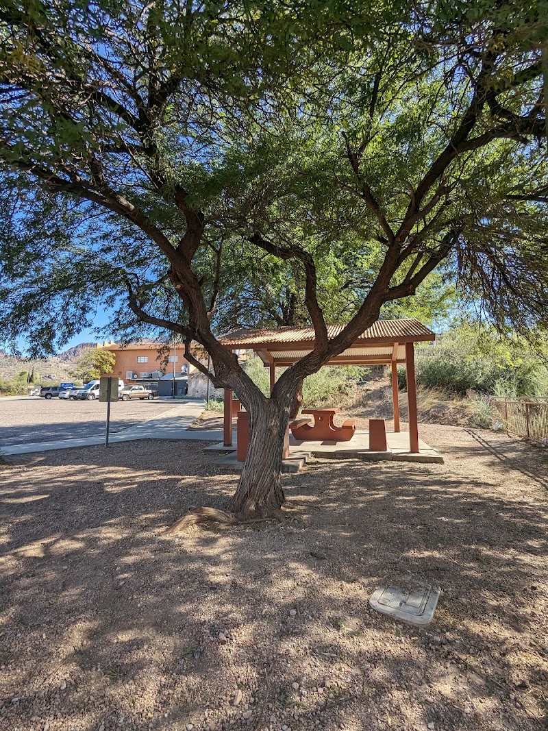 Rest Area photo 3