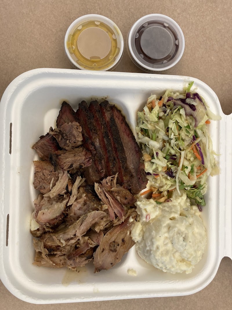 Stanford food trucks photo 4