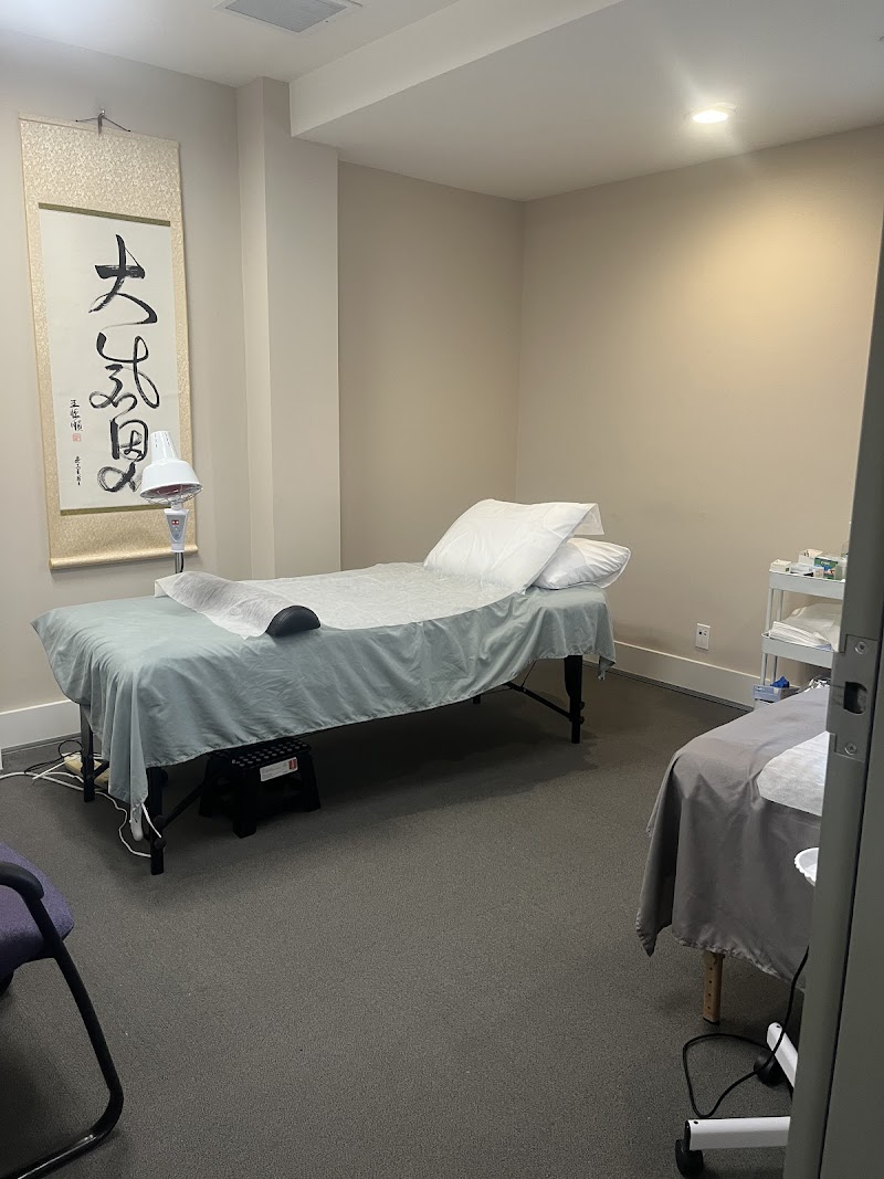 YiQi Medical Group (益氣堂) photo 2