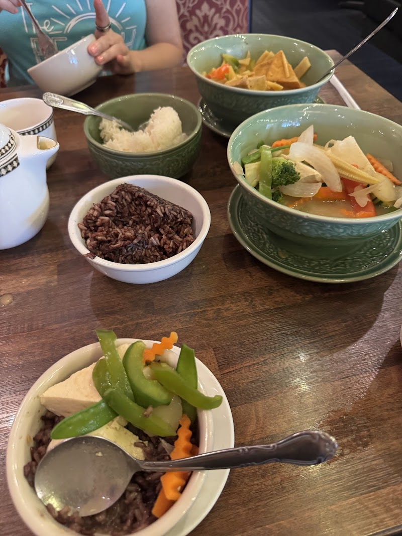 Tum Rub Thai Restaurant photo 3
