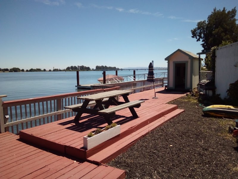 Rio Vista RV Park photo 3