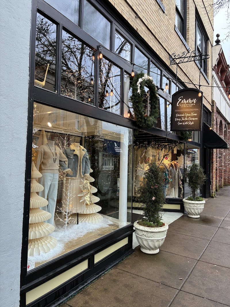 Photo of Emma Downtown