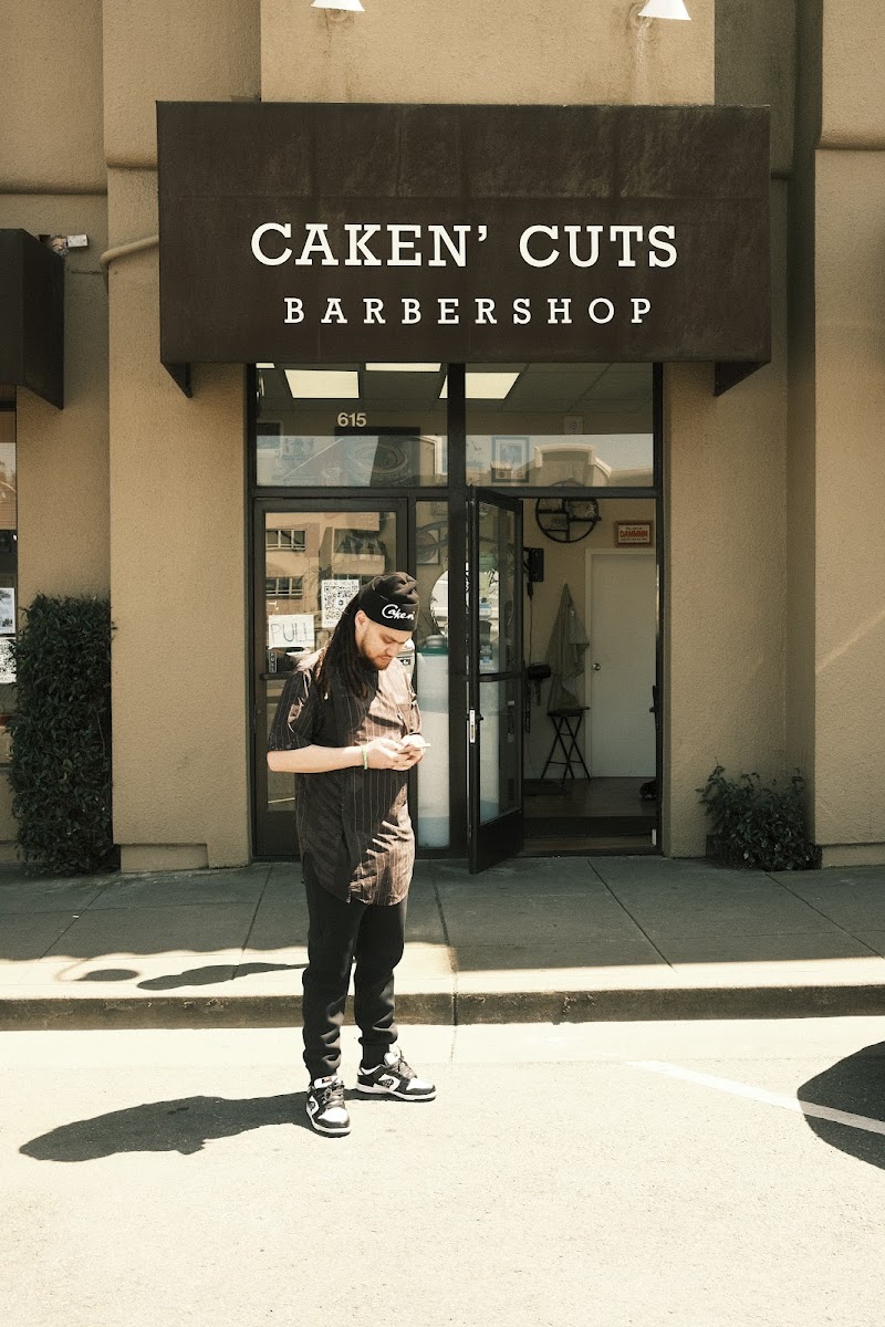 Caken' Cuts Barbershop photo 2
