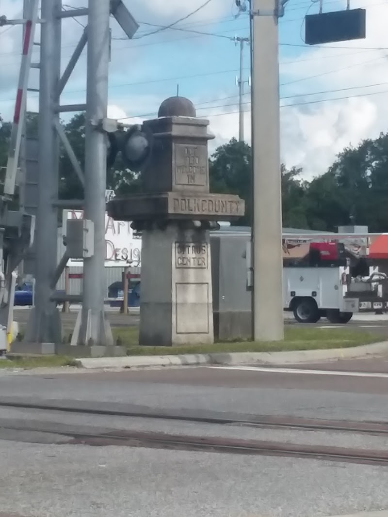 Photo of Polk County Citrus Center Monument