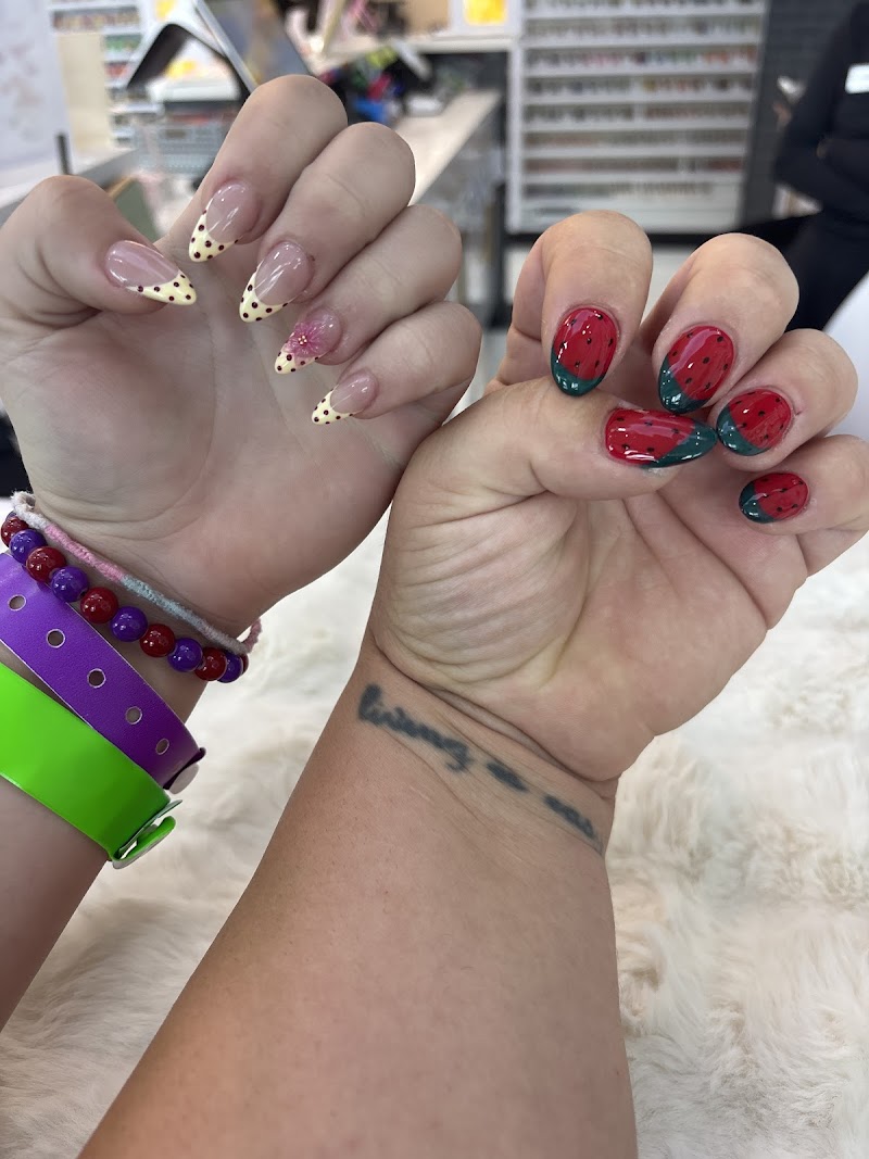 Bay Colony Nail Spa - Webster photo 5