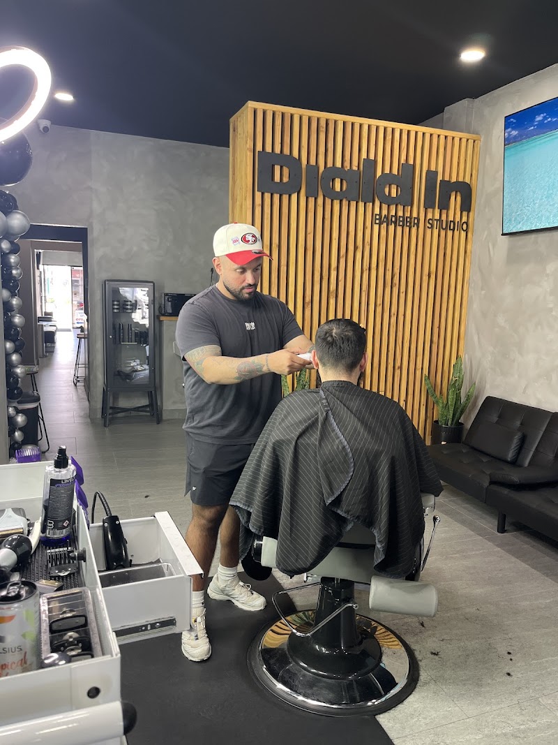 Diald In Barber Studio photo 2