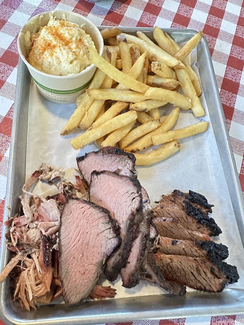 Armadillo Willy's BBQ photo 5