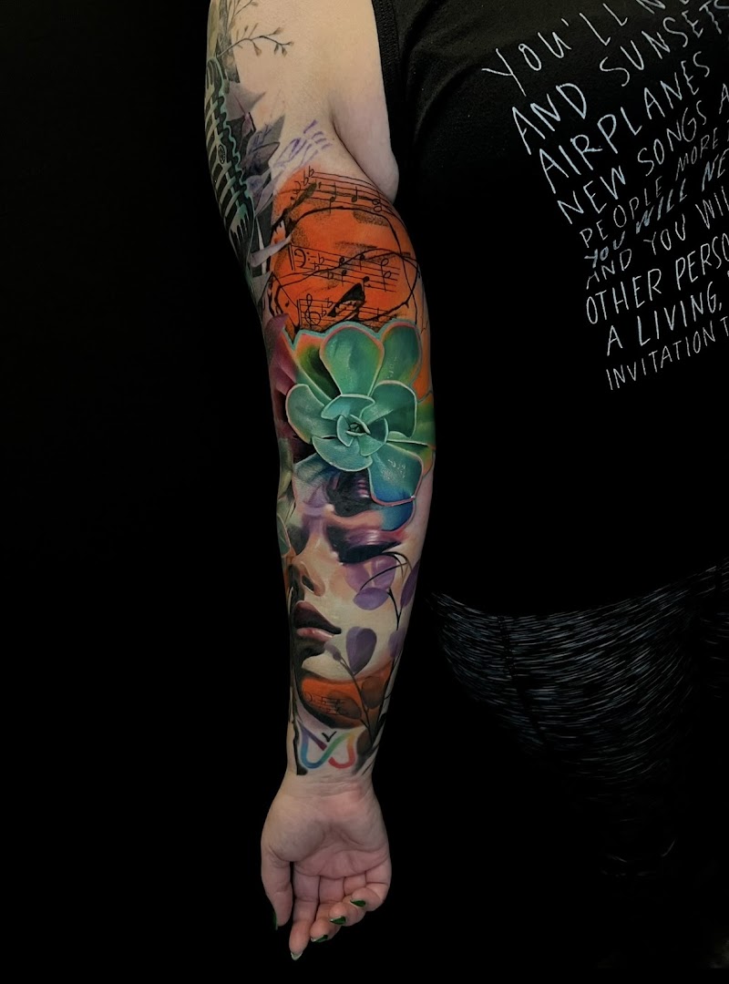 Next Wave Tattoos and Piercings photo 2
