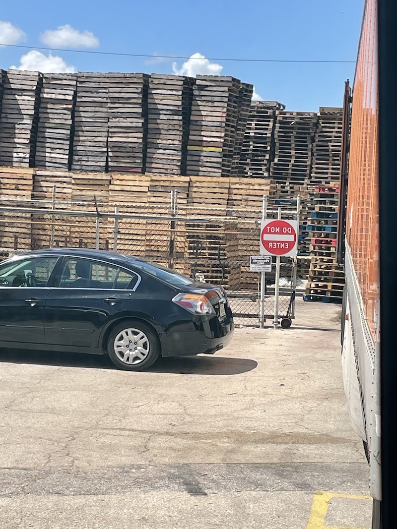 Kamps Pallets Inc. Mulberry photo 3