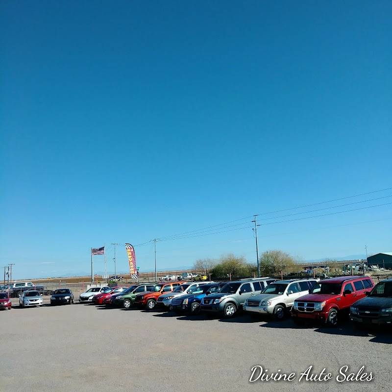 Divine Auto Sales photo 3