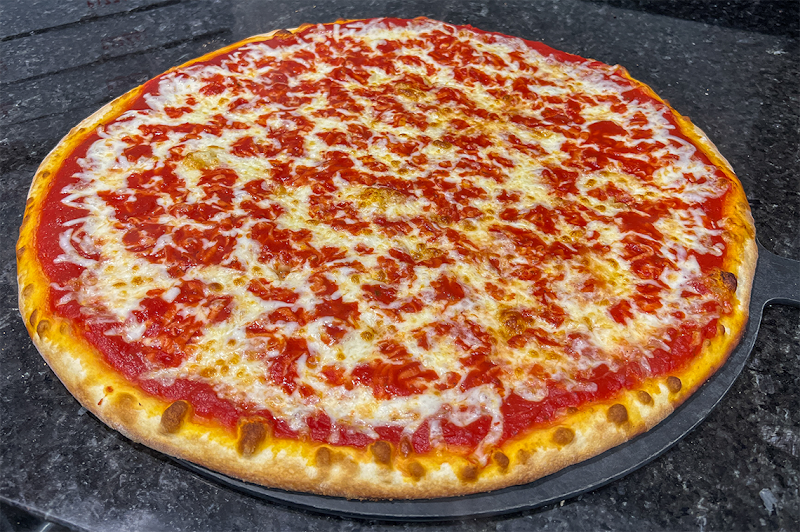 Mombo's Pizza photo 4
