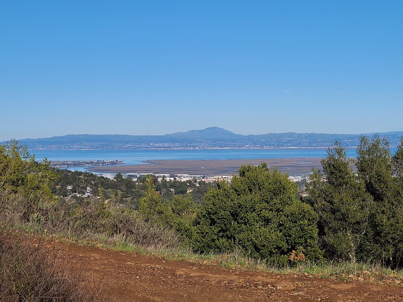 Mountain top viewpoint photo 3