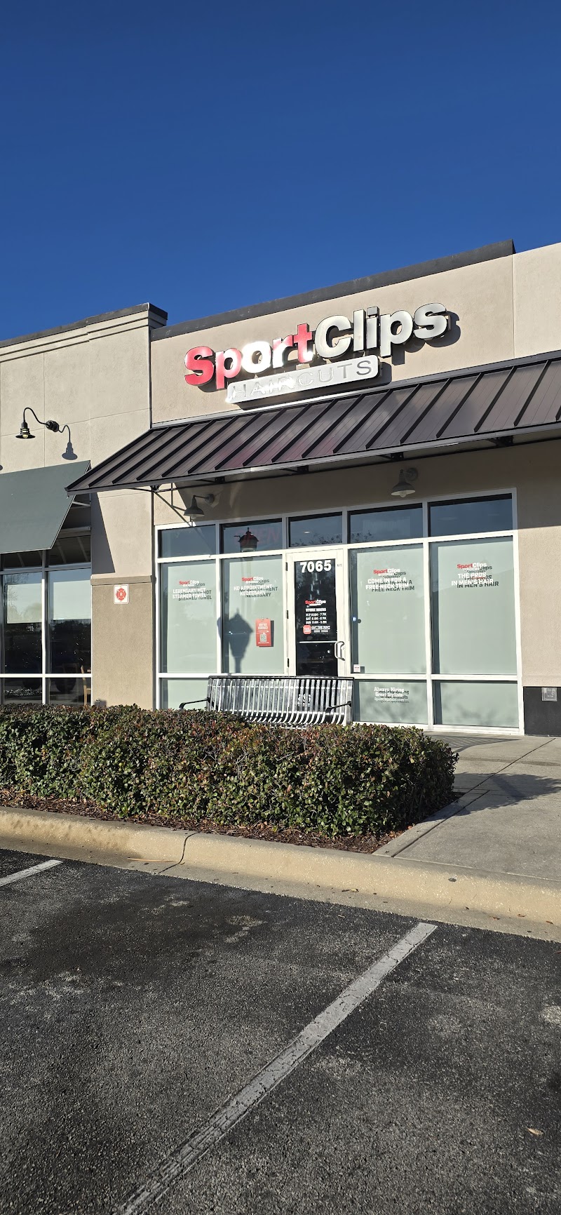 Sport Clips Haircuts of Brooksville / Spring Hill photo 3
