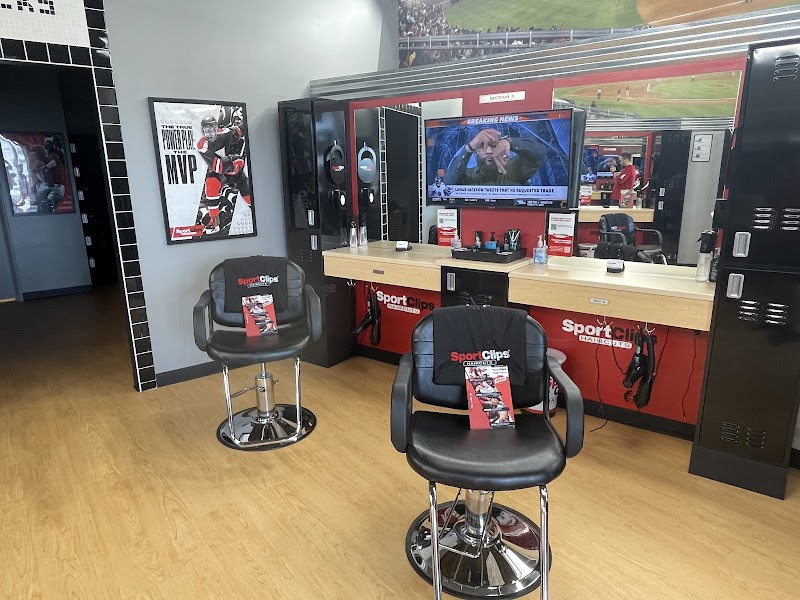 Sport Clips Haircuts of Brooksville / Spring Hill photo 2