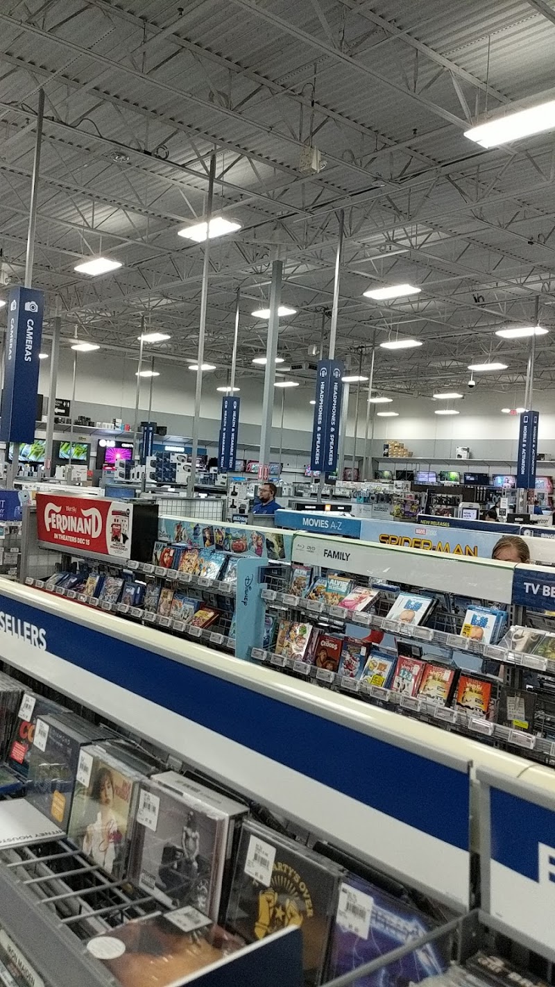 Best Buy photo 2