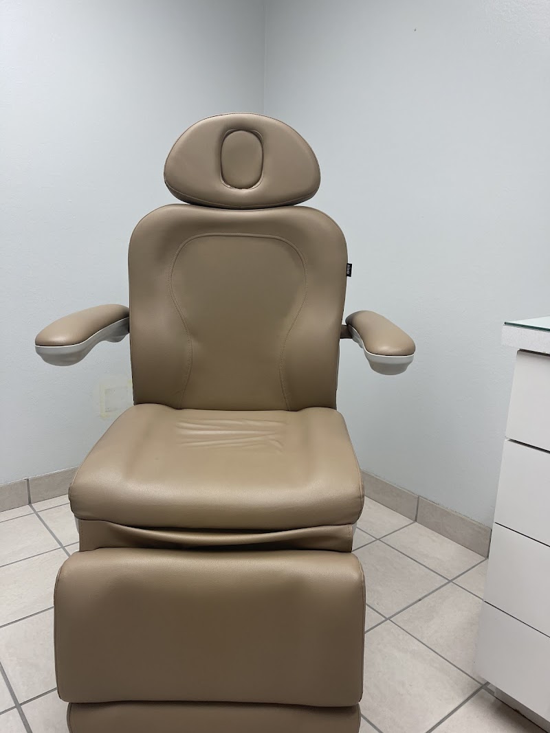 Ankle & Foot Associates - Tampa FL photo 3