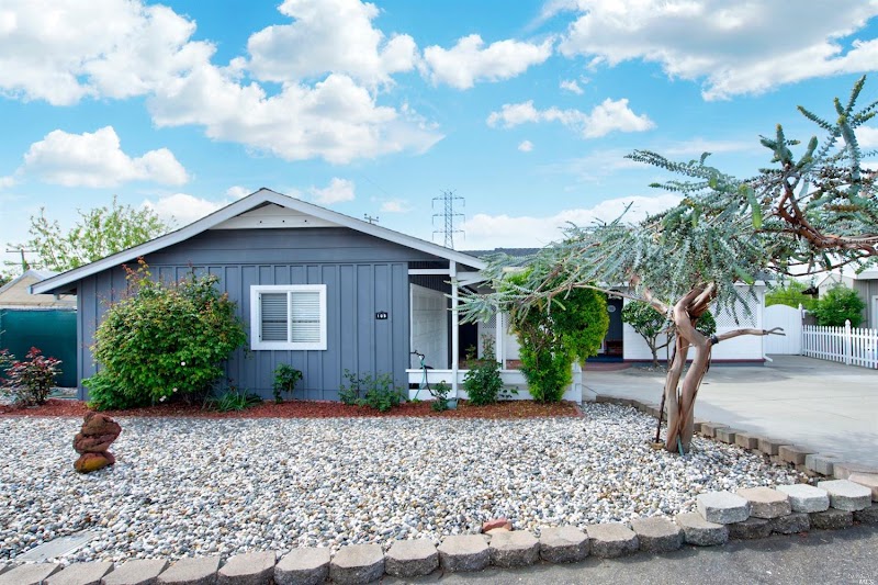 Realty ONE Group Fox photo 3