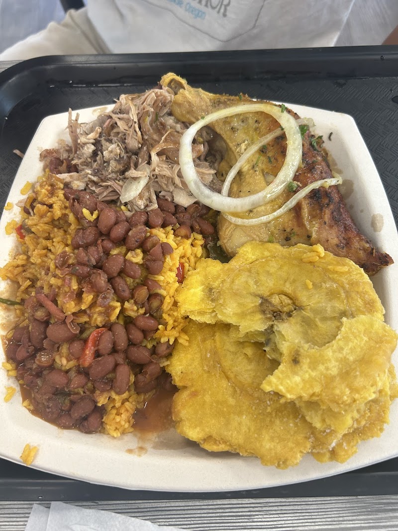Mi Viejo Latin Cafe’ & Catering photo 4