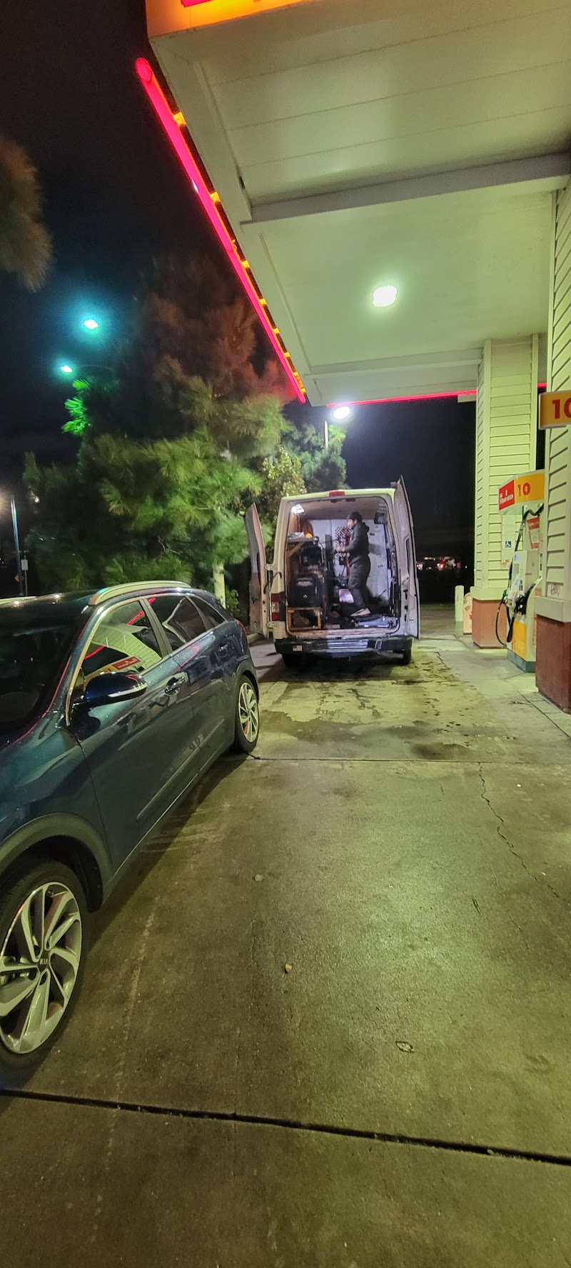 Mobile tire roadside services photo 3