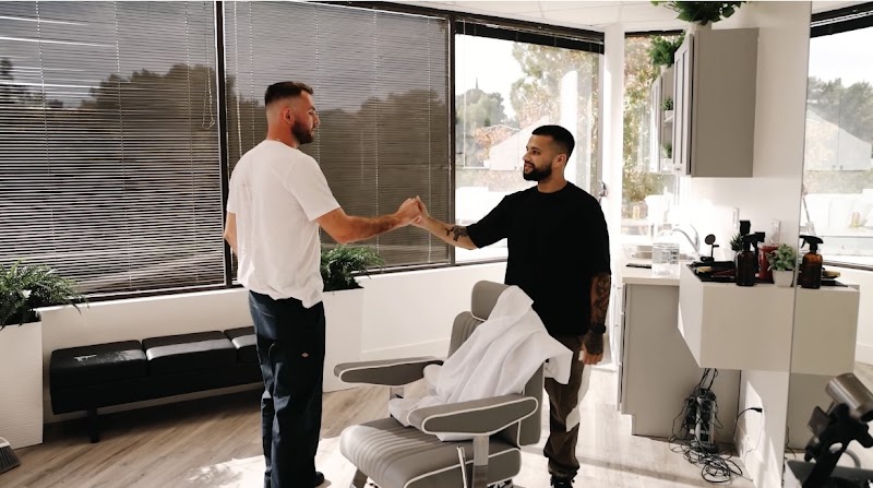 Luxe Salon Suites for Rent photo 4