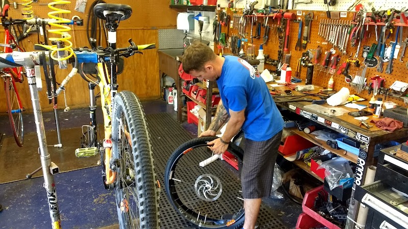 Broadway Bicycles photo 4