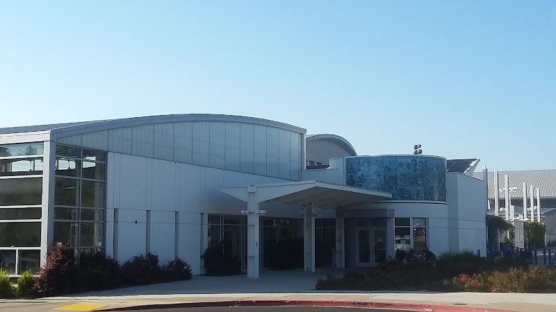 Albany Aquatic Center photo 2