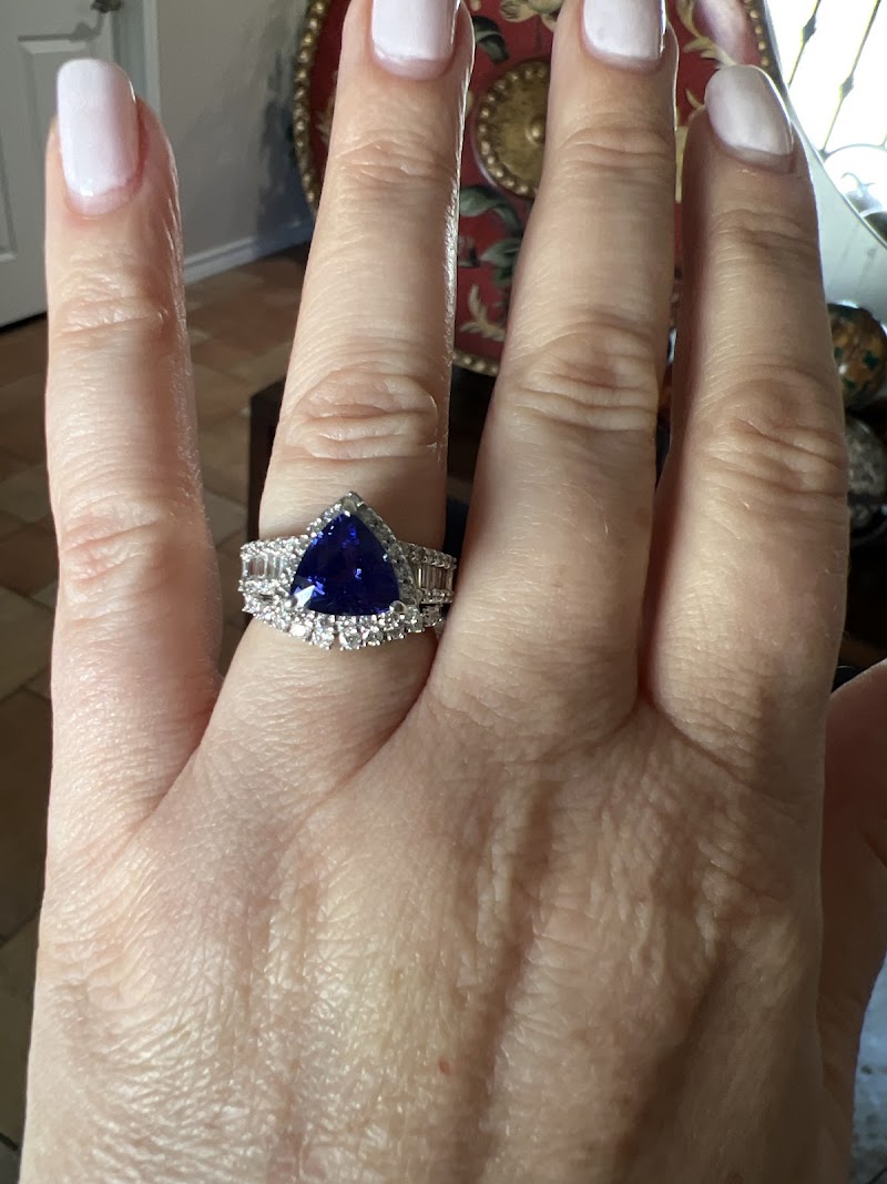 Isy's Fine Jewelry photo 4