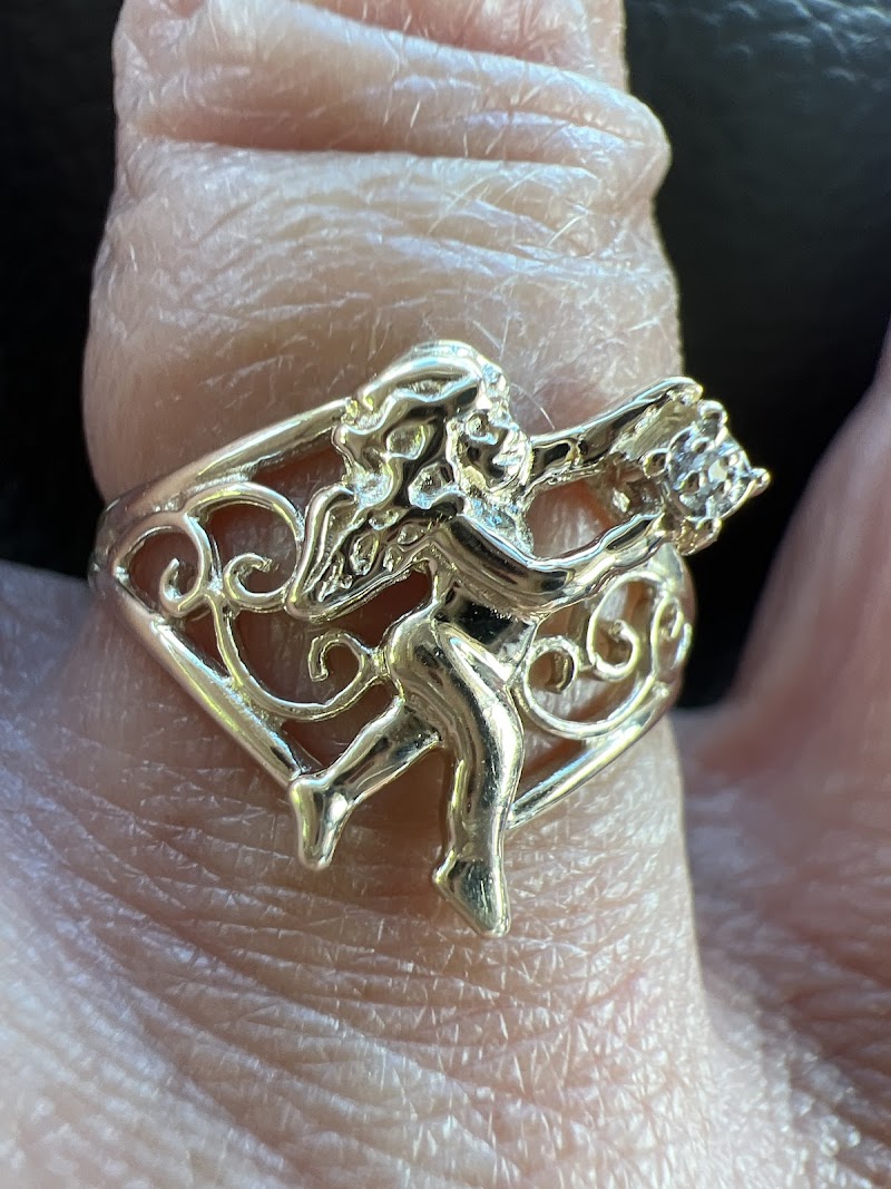 Isy's Fine Jewelry photo 3