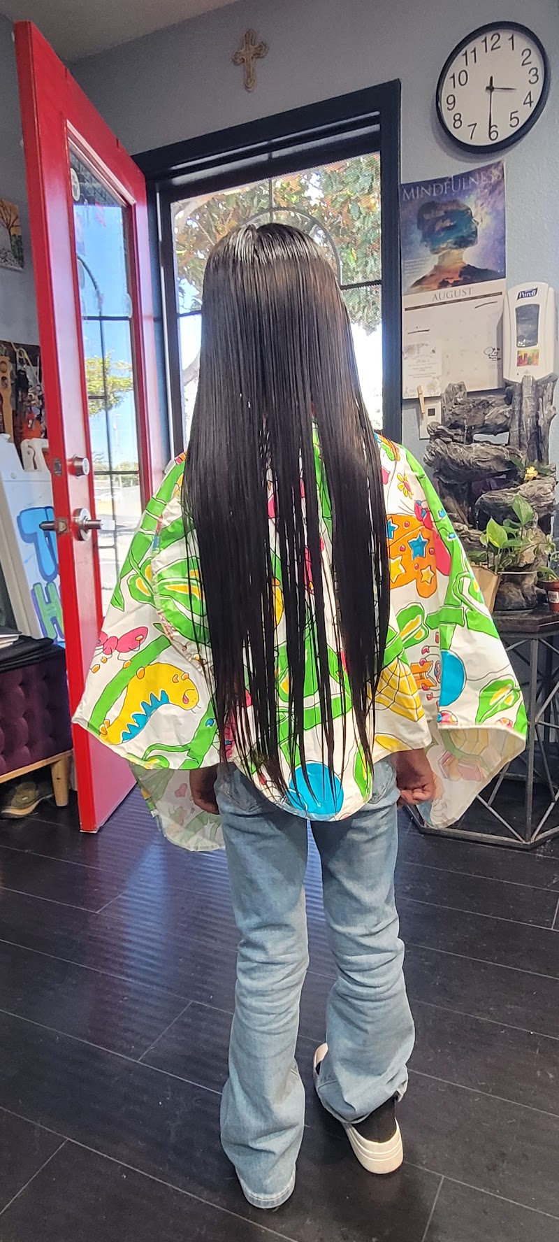 The Hair Spot Barbershop/Salon owned by Mary Gonzalez photo 4