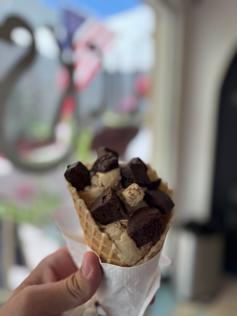 Licks Ice Cream & Coffee photo 5