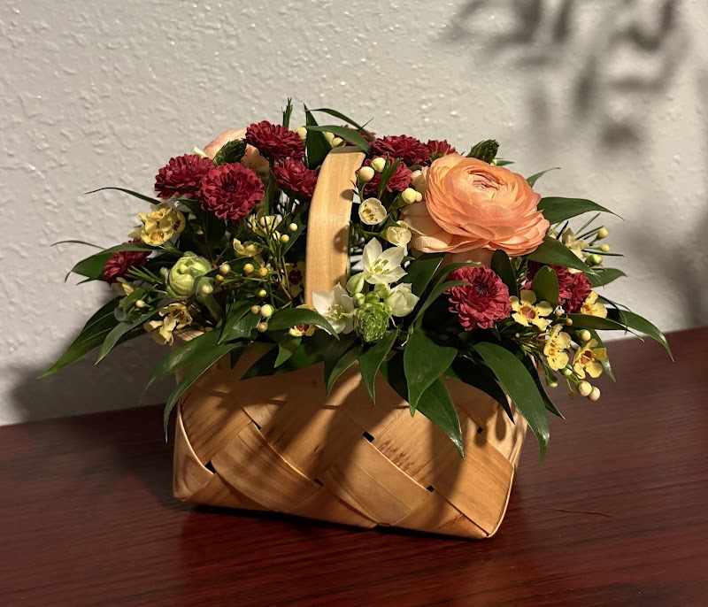Bettie's Blooms photo 2
