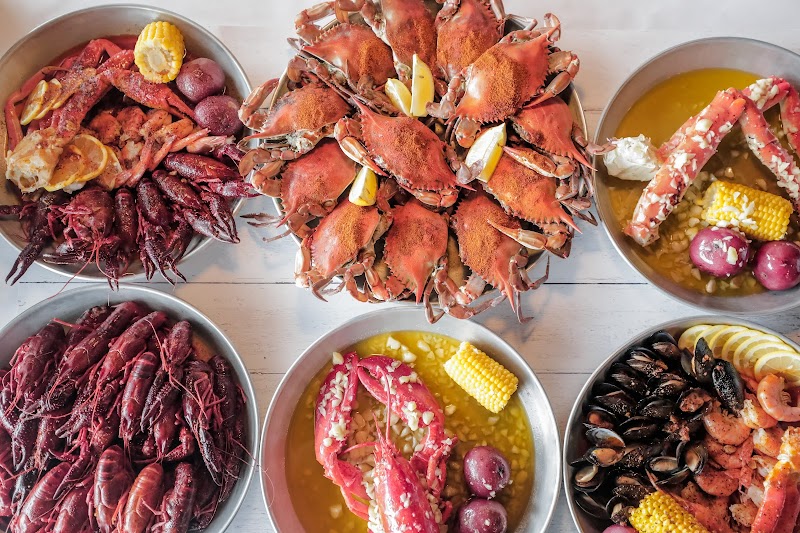 Hook & Reel Cajun Seafood & Bar photo 4