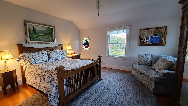 Bear Flag Inn photo 2