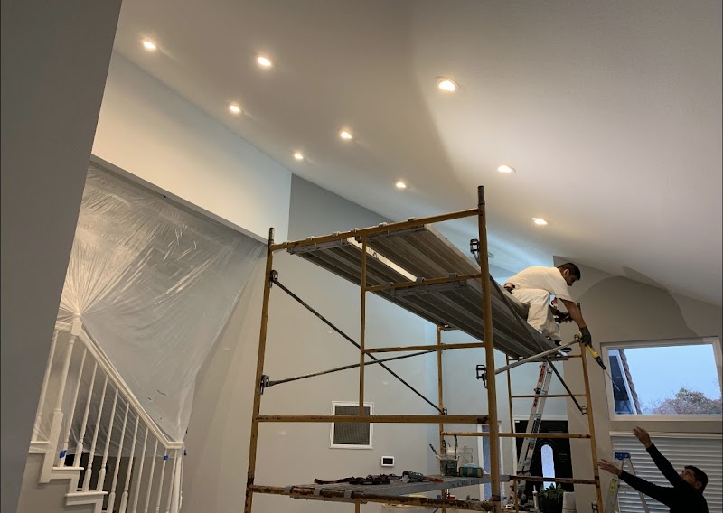 Two brothers handymen photo 5
