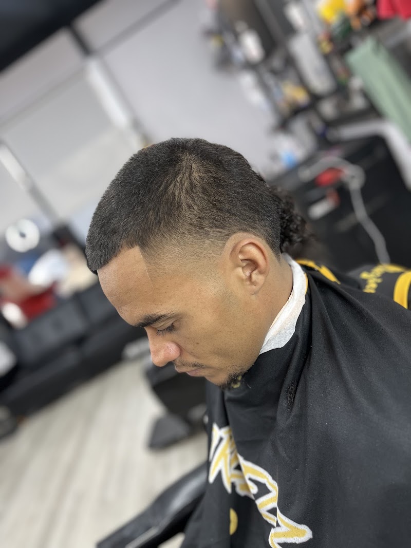 Adreezzy Cutz photo 2